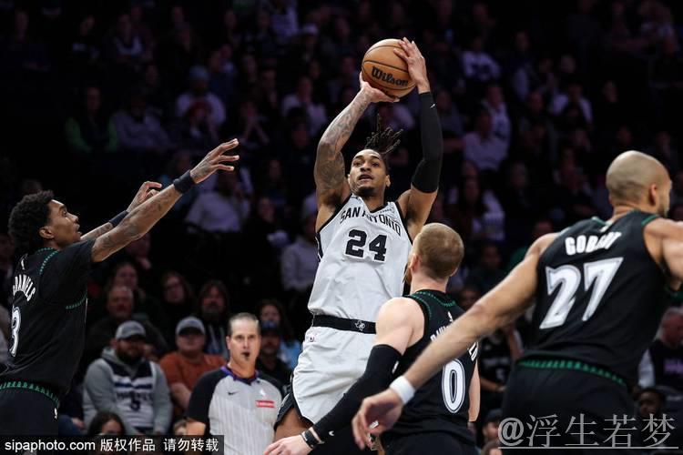 马刺将以双向合同签下发展联盟球员凯尔-曼加斯